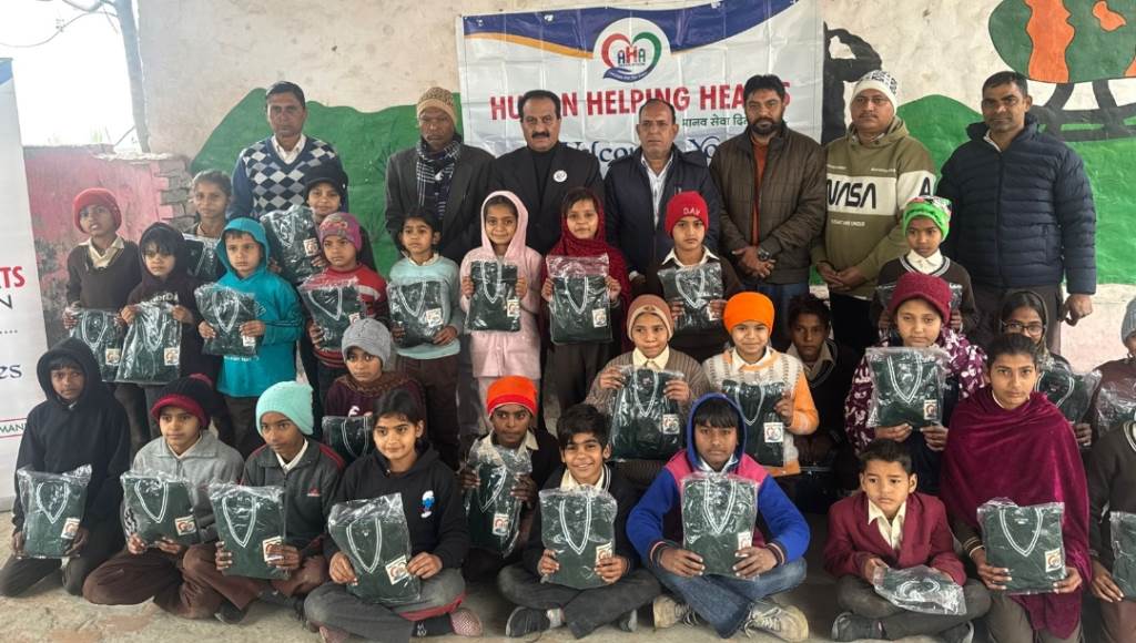 Youth should quit drugs  return to the mainstream of society  Ashok Chopra